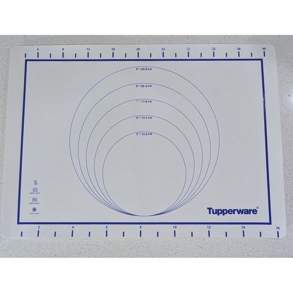 Tupperware Silicone Pastry Baking Mat Unisex 16x12 White Blue Measurement Guides